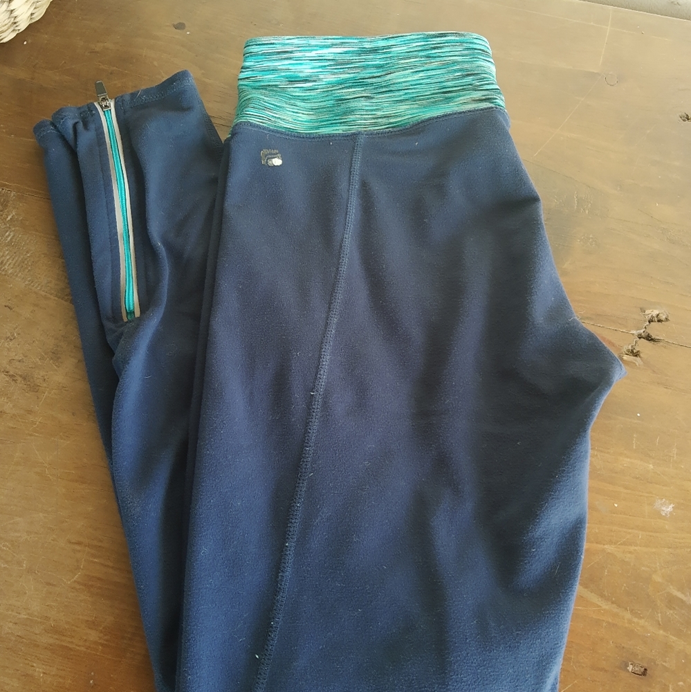 Fabletics navy/teal zip leggings